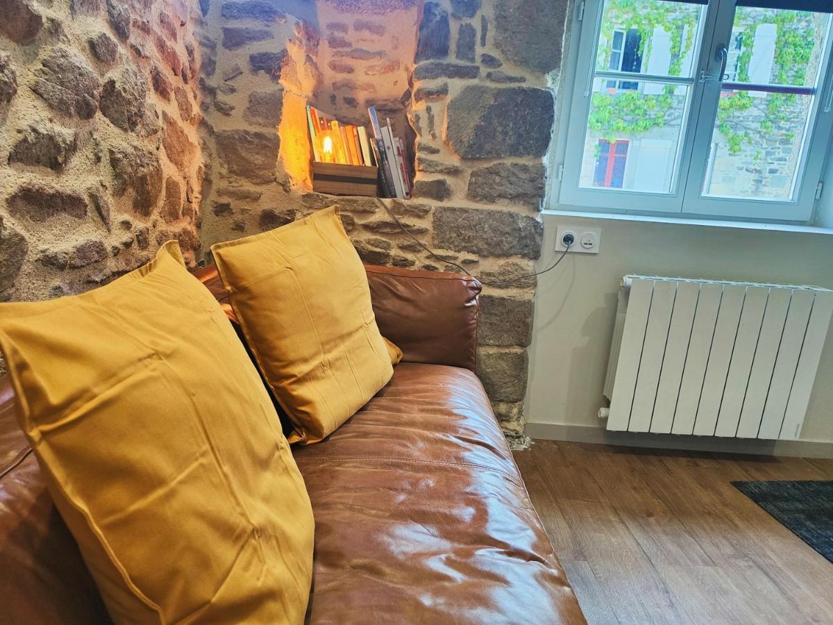 Appart Halo Et Duplex Les Filles Dinan Exteriör bild